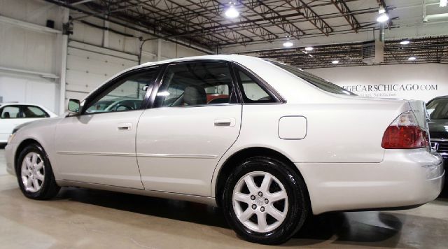 2003 Toyota Avalon XLS