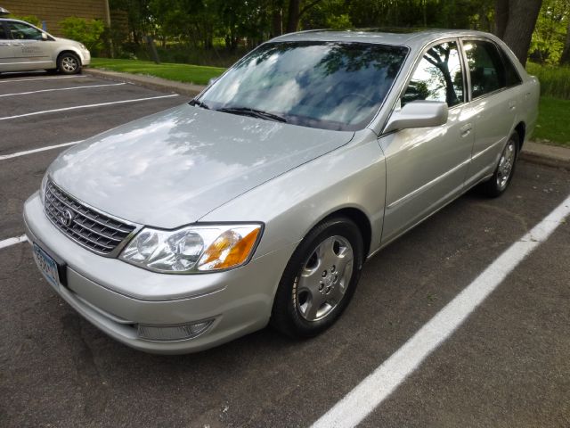 2003 Toyota Avalon XLS