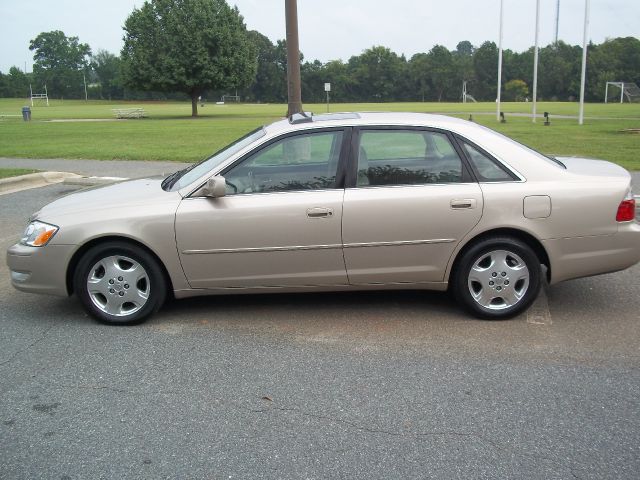 2003 Toyota Avalon XLS