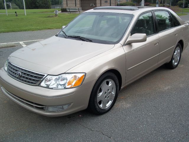 2003 Toyota Avalon XLS