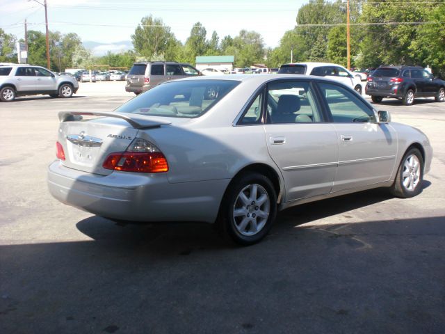 2003 Toyota Avalon Sport 4WD