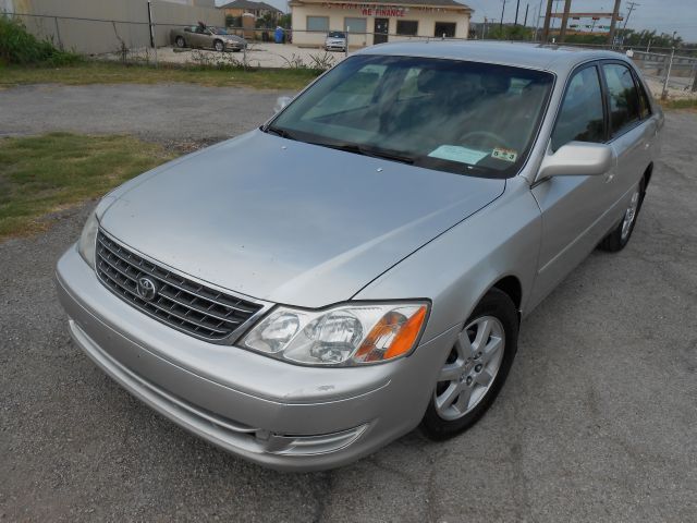 2003 Toyota Avalon Sport 4WD