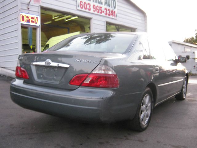 2003 Toyota Avalon Sport 4WD