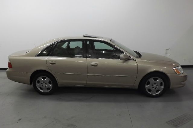 2003 Toyota Avalon XLS