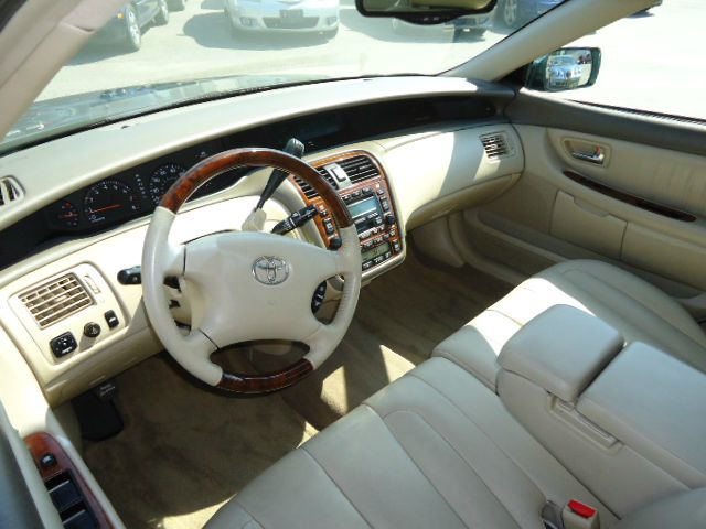 2004 Toyota Avalon XLS