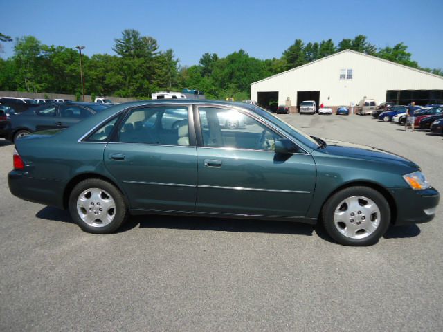 2004 Toyota Avalon XLS