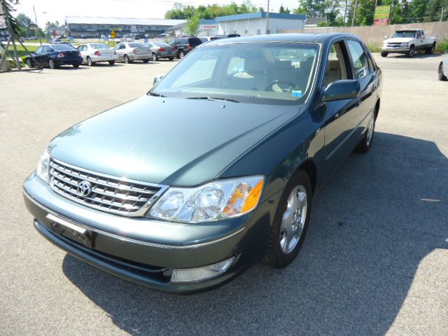 2004 Toyota Avalon XLS