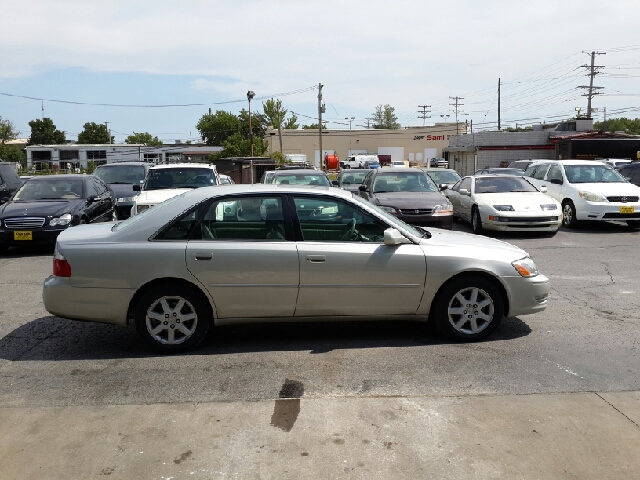 2004 Toyota Avalon Sport 4WD