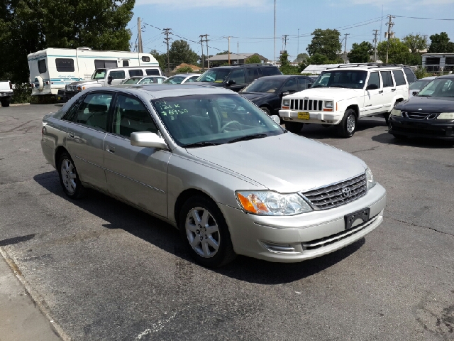 2004 Toyota Avalon Sport 4WD