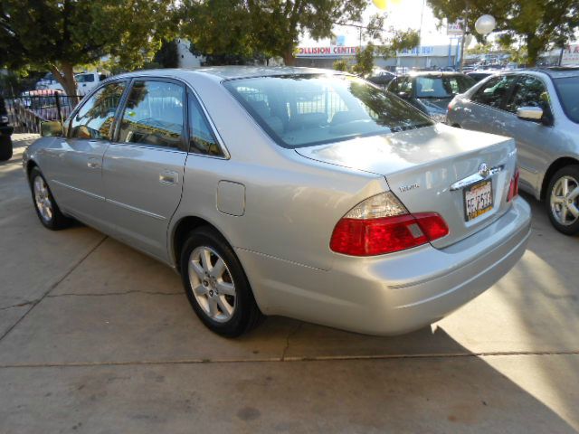 2004 Toyota Avalon Sport 4WD