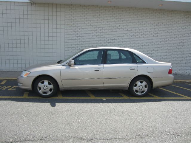 2004 Toyota Avalon Lariat XL