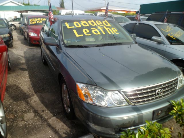 2004 Toyota Avalon XLS