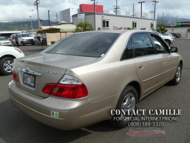 2004 Toyota Avalon XLS