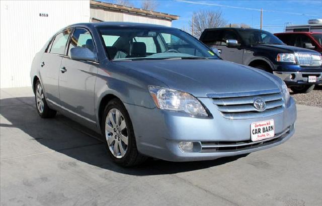 2005 Toyota Avalon XLS