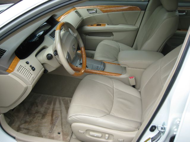 2005 Toyota Avalon SLT 25