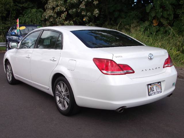 2005 Toyota Avalon SLT 25