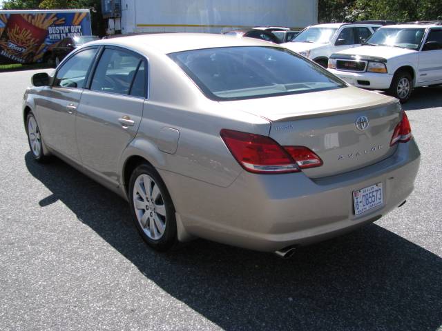 2005 Toyota Avalon Ertible Z28