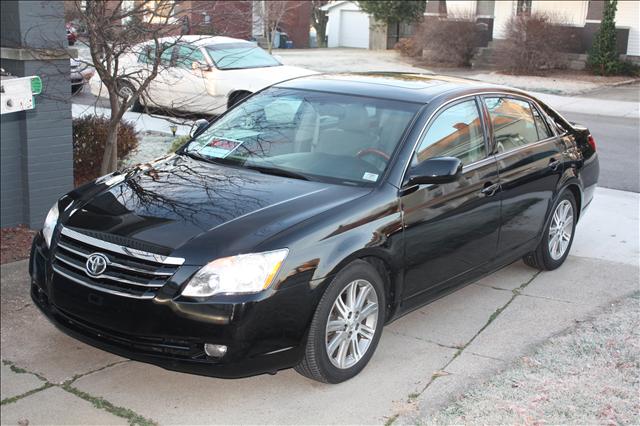 2005 Toyota Avalon SLT 25