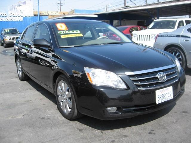 2005 Toyota Avalon XLS