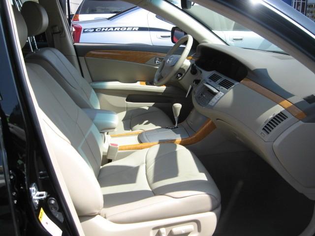 2005 Toyota Avalon XLS