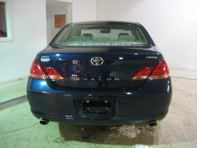 2005 Toyota Avalon SLT 25