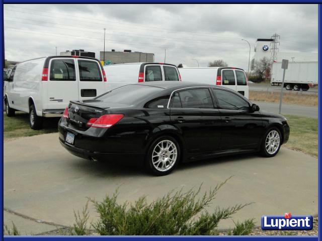 2006 Toyota Avalon SLT 25