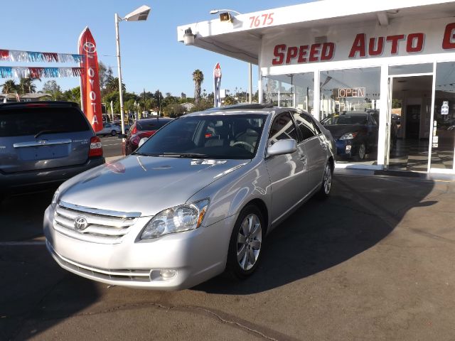 2006 Toyota Avalon XLS