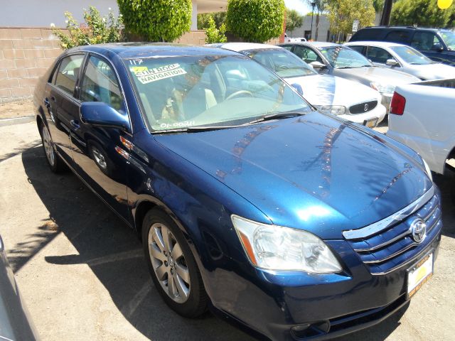 2006 Toyota Avalon Sport 4WD