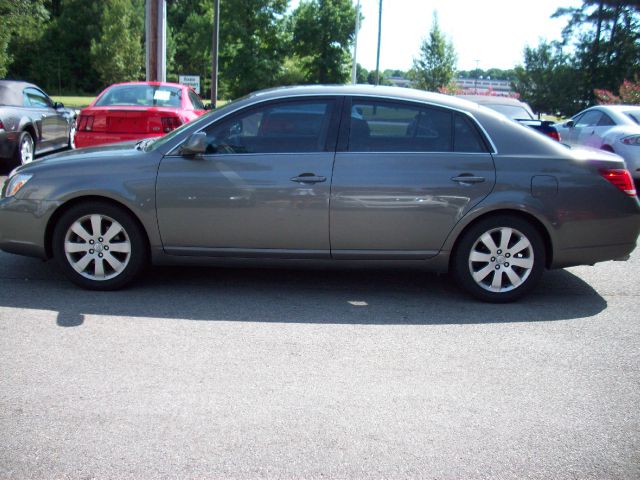 2006 Toyota Avalon XLS