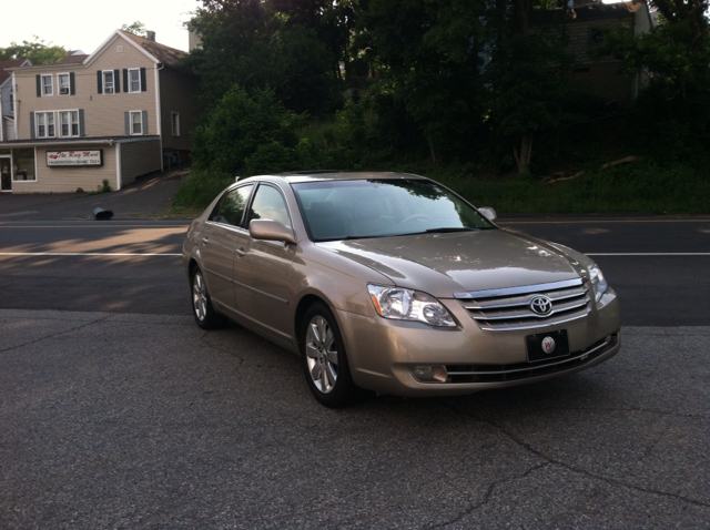 2006 Toyota Avalon XLS