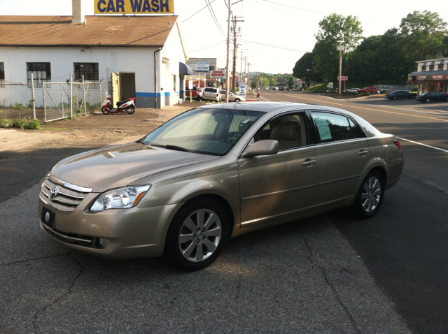 2006 Toyota Avalon XLS