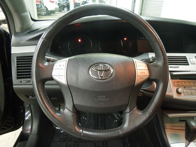 2006 Toyota Avalon SLT 25