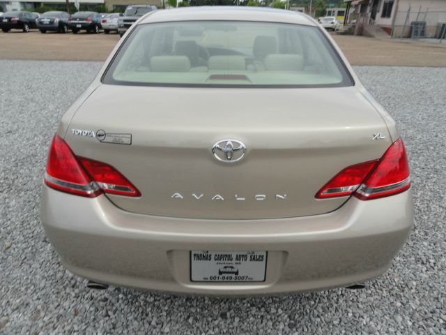 2006 Toyota Avalon Sport 4WD