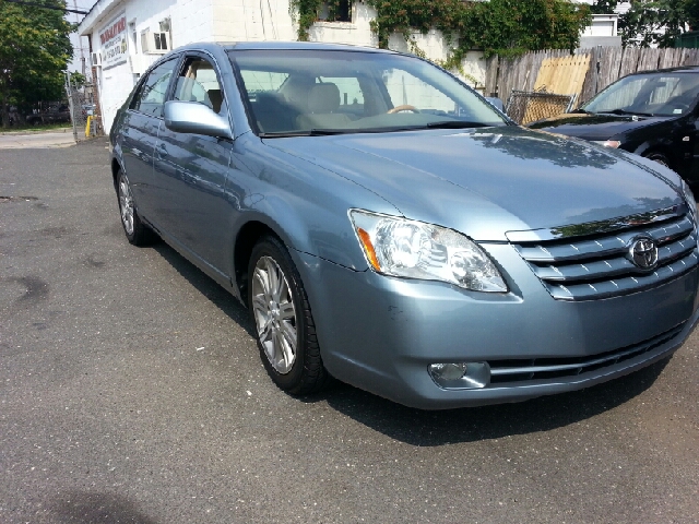 2006 Toyota Avalon SLT 25