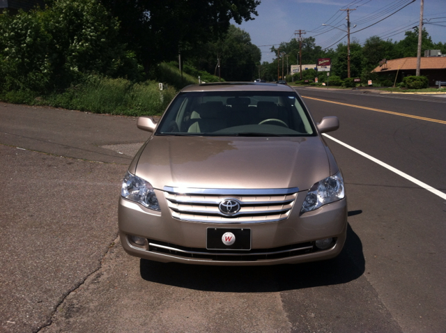 2006 Toyota Avalon XLS