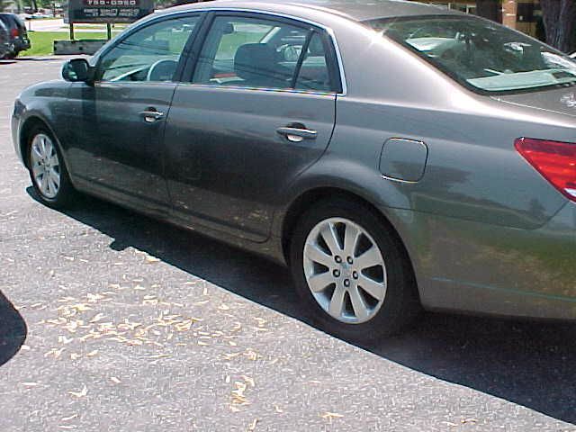 2006 Toyota Avalon XLS