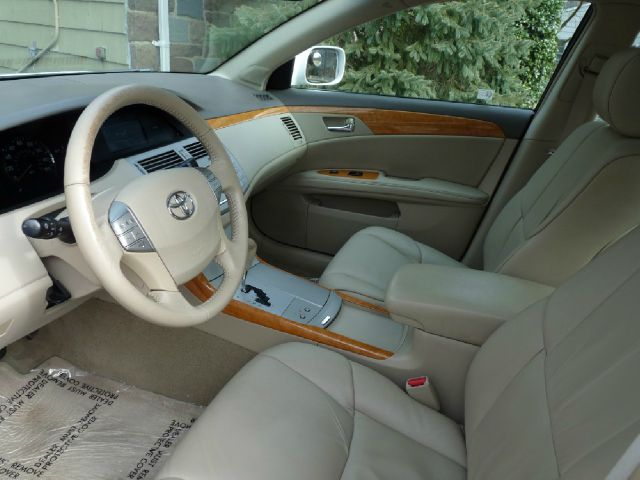 2006 Toyota Avalon XLS