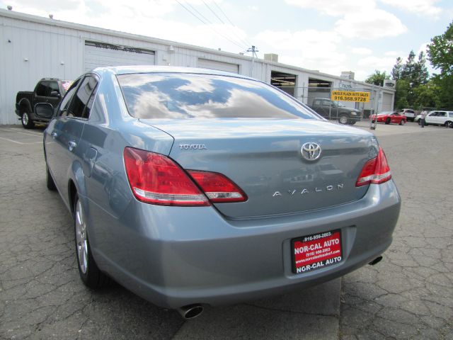 2006 Toyota Avalon XLS