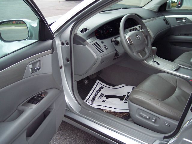 2006 Toyota Avalon Sport 4WD