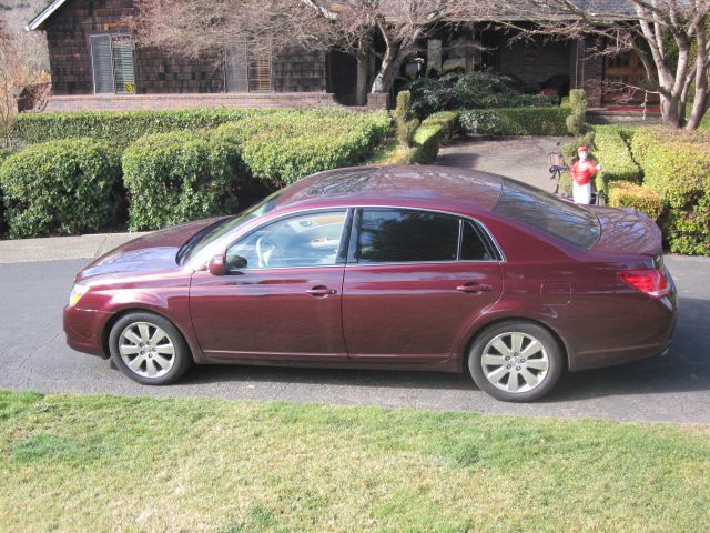 2006 Toyota Avalon XLS