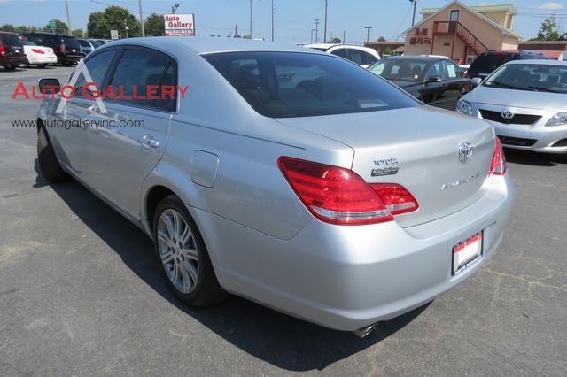 2006 Toyota Avalon SLT 25