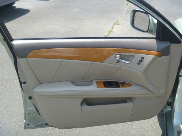 2006 Toyota Avalon SLT 25