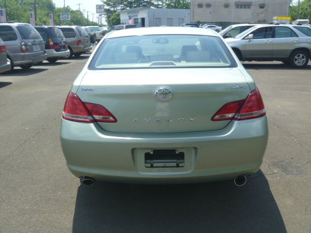 2006 Toyota Avalon SLT 25