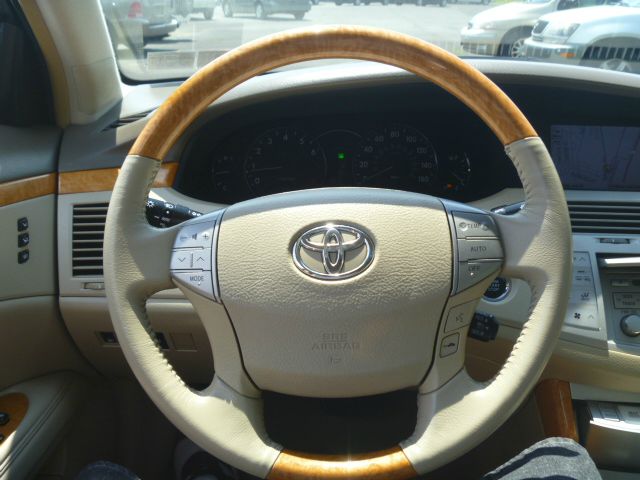 2006 Toyota Avalon SLT 25