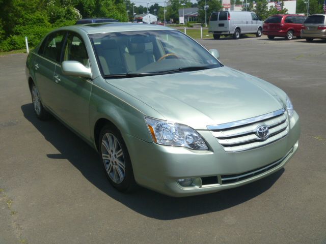 2006 Toyota Avalon SLT 25