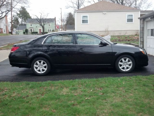 2006 Toyota Avalon Sport 4WD