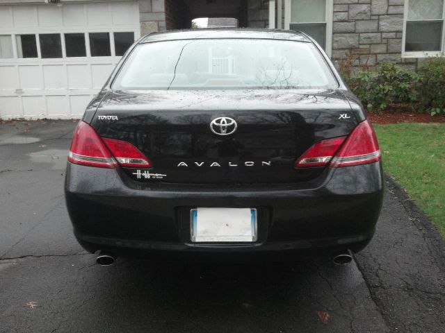 2006 Toyota Avalon Sport 4WD