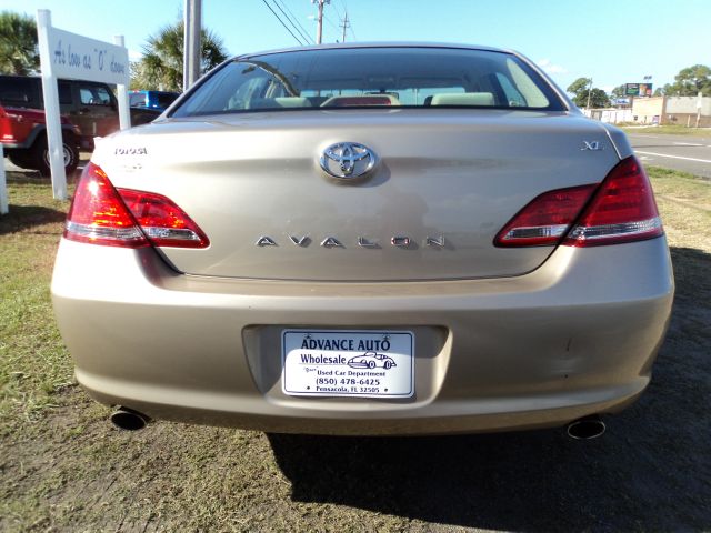 2006 Toyota Avalon Sport 4WD