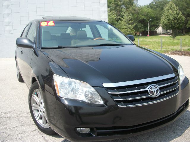 2006 Toyota Avalon SLT 25