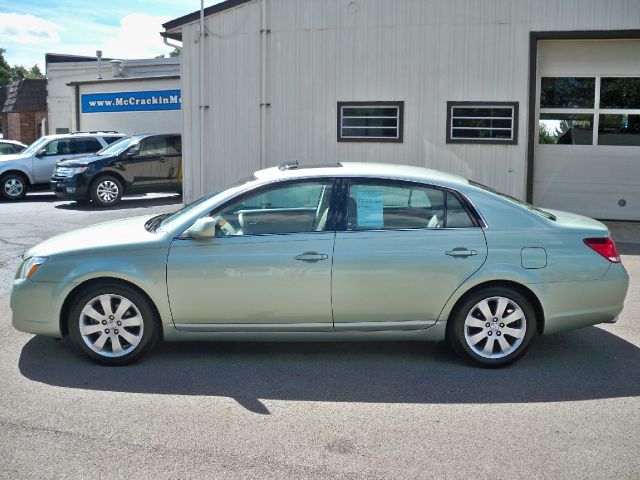 2006 Toyota Avalon XLS